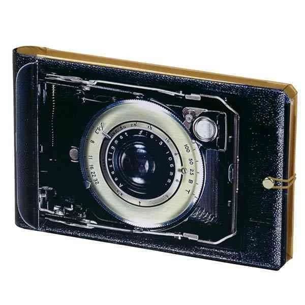 VINTAGE CAMERA