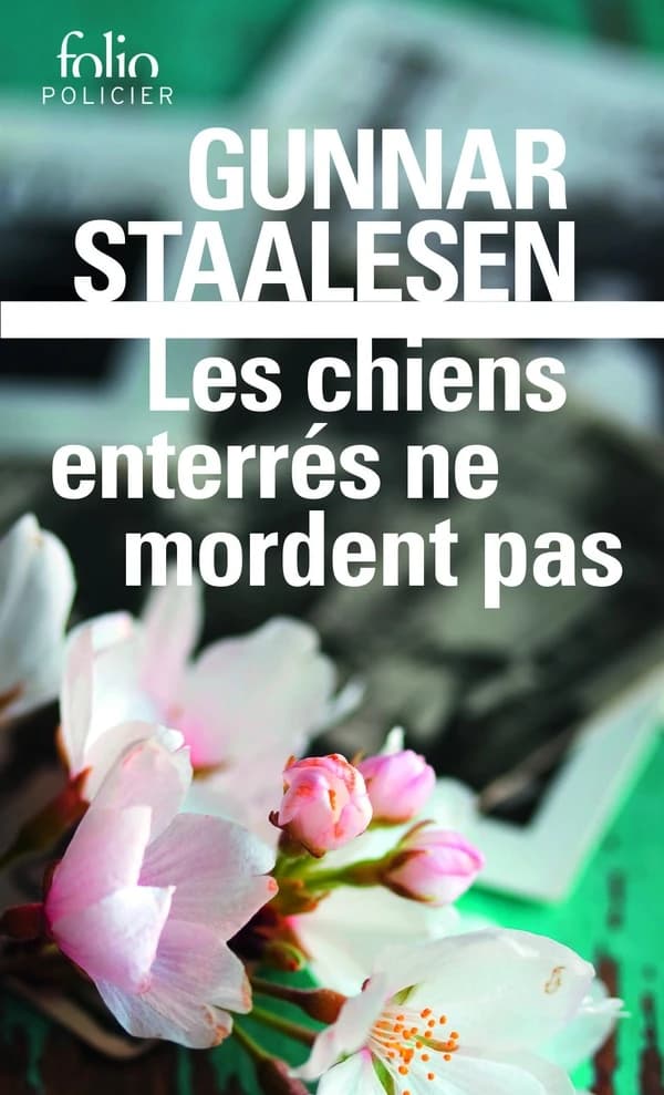 Les chiens enterrés ne mordent pas