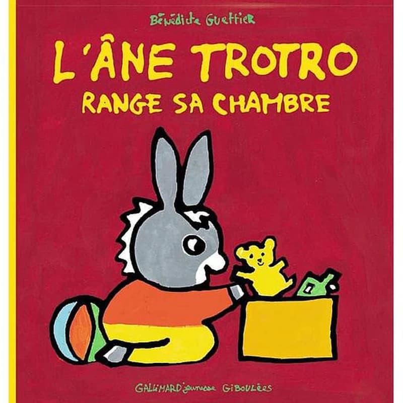 L'âne Trotro range sa chambre
