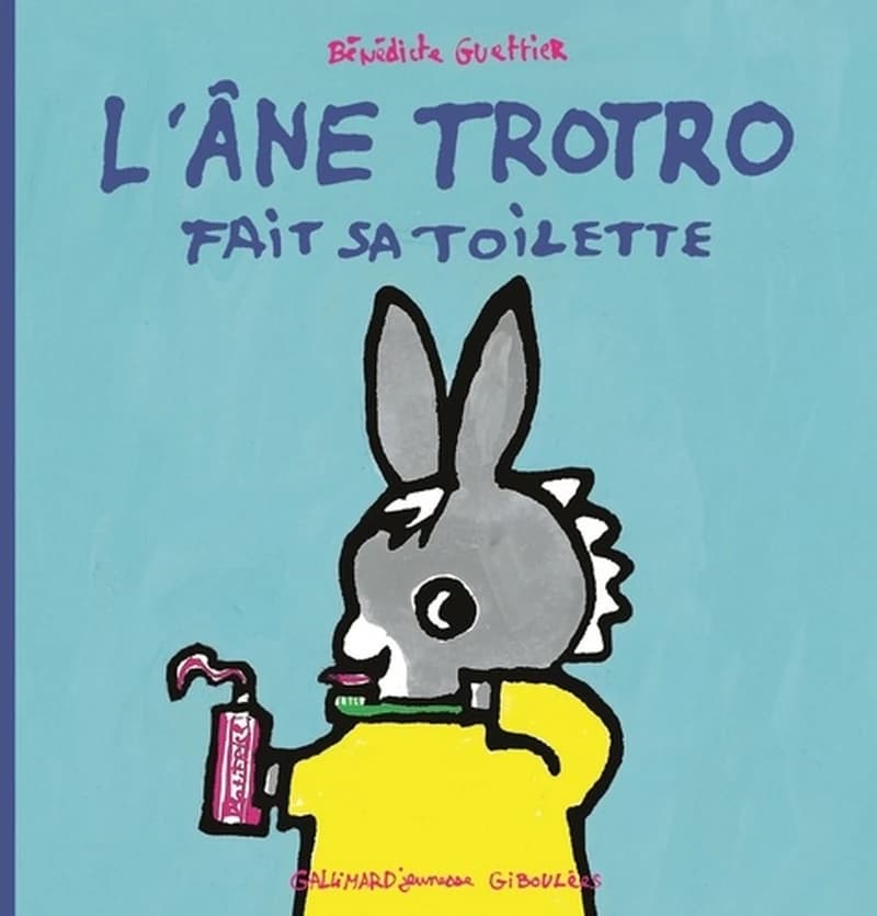 L'âne Trotro fait sa toilette