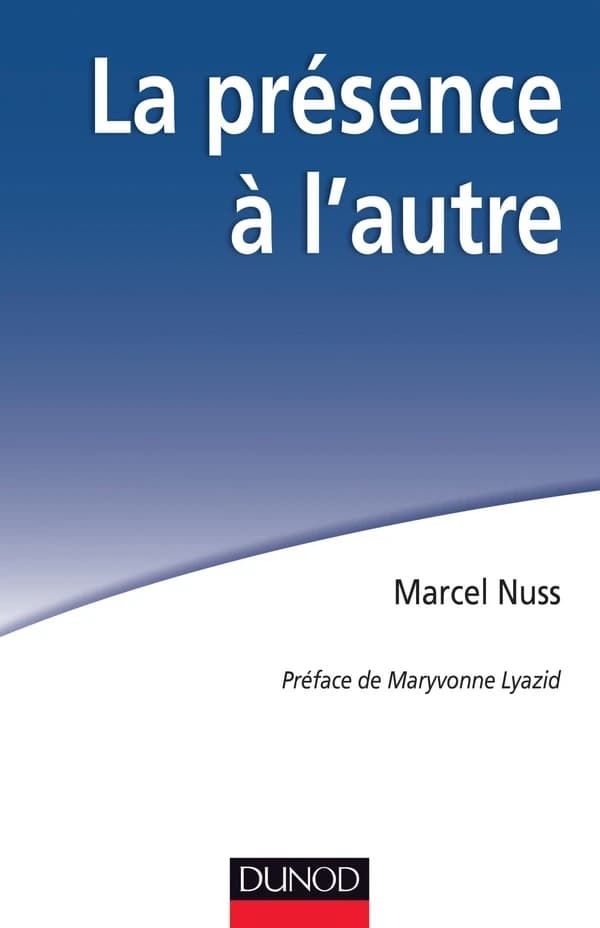 La présence a l'autre ; accompagner les personnes en situation de grande dépendance