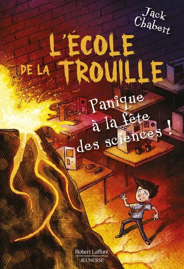 L'Ecole de la trouille : Panique à la fête des sciences !. Tome 4