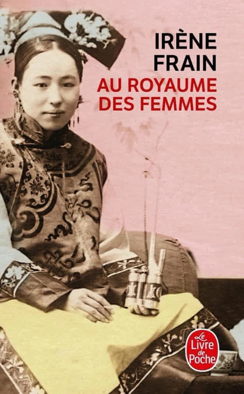 Au royaume des femmes : roman