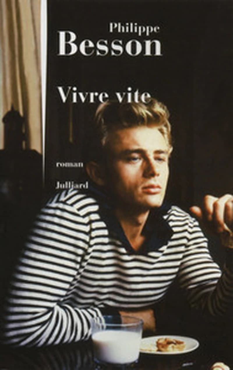 Vivre vite : roman