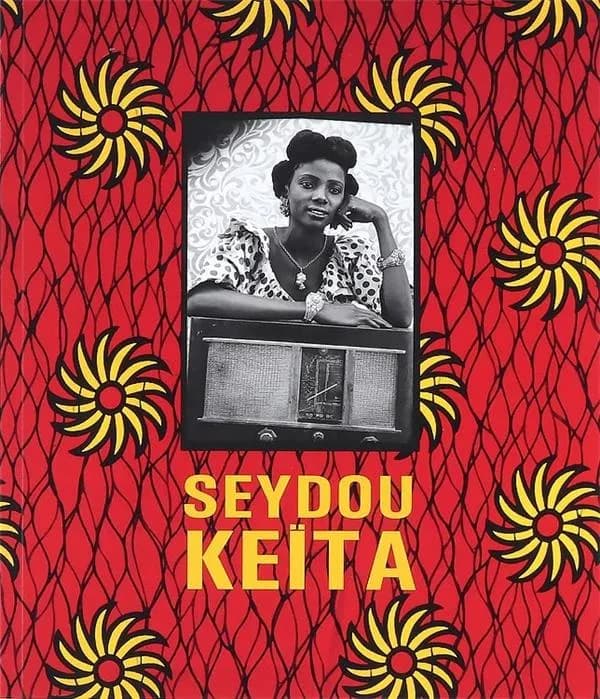 Seydou Keïta : [exposition], Galeries nationales du Grand Palais, Paris, 31 mars-11 juillet 2016 ([Nouvelle éd.]) [organisée par la Réunion des musées nationaux-Grand Palais] ; [avec la participation de la Contemporary African art collection, CAAC-The Pig