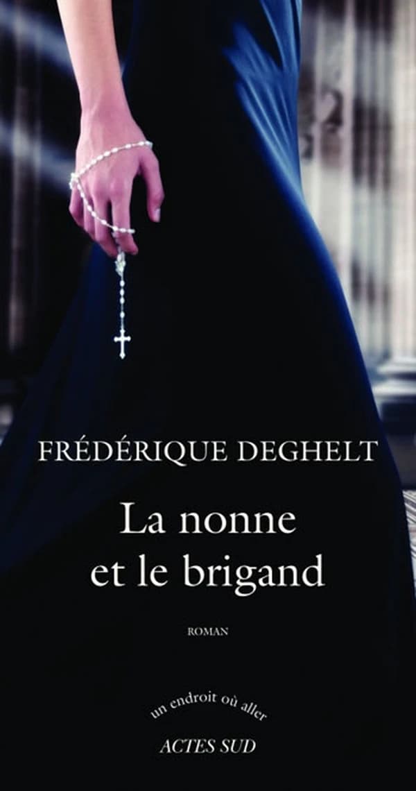 La nonne et le brigand : roman