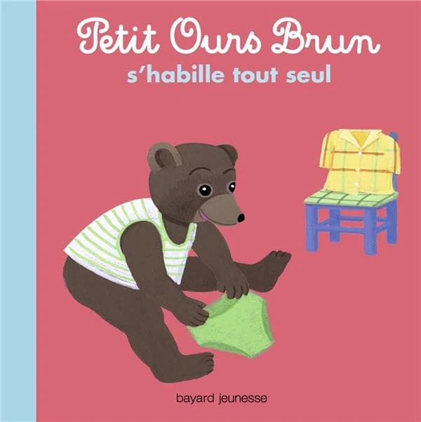 Petit Ours brun s'habille tout seul