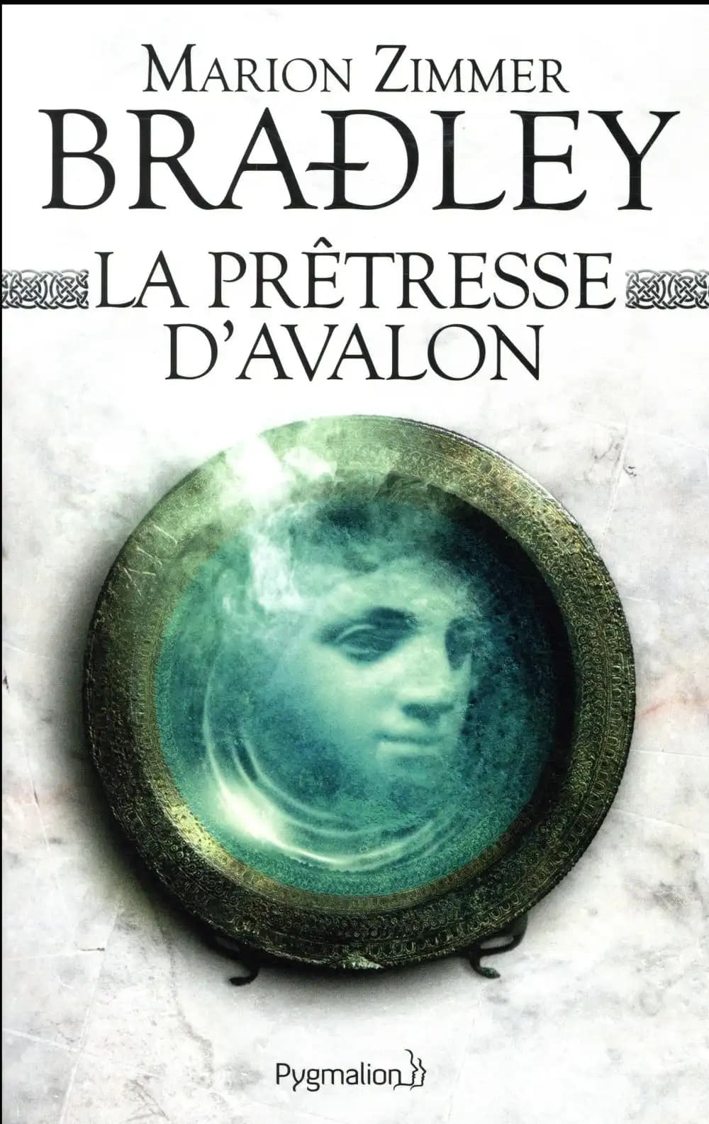 La prêtresse d'Avalon : roman