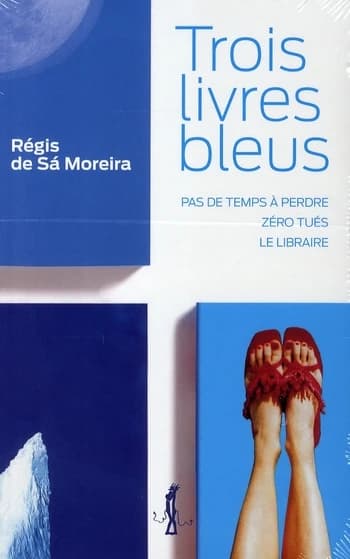 Trois livres bleus