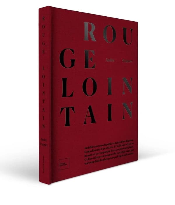 Rouge lointain