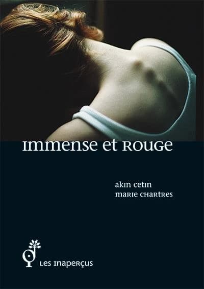 Immense et rouge