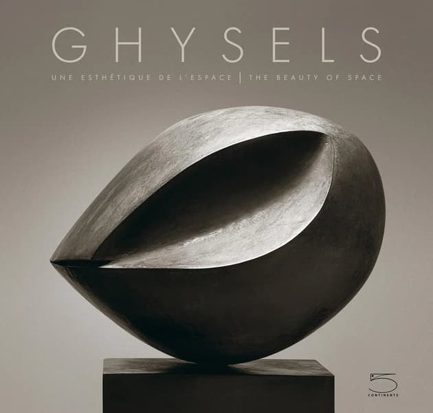 Ghysels : une esthétique de l'espace ([Réimpression]) texte de Jean-Pierre Van Tieghem ; photographies de Christian Carez