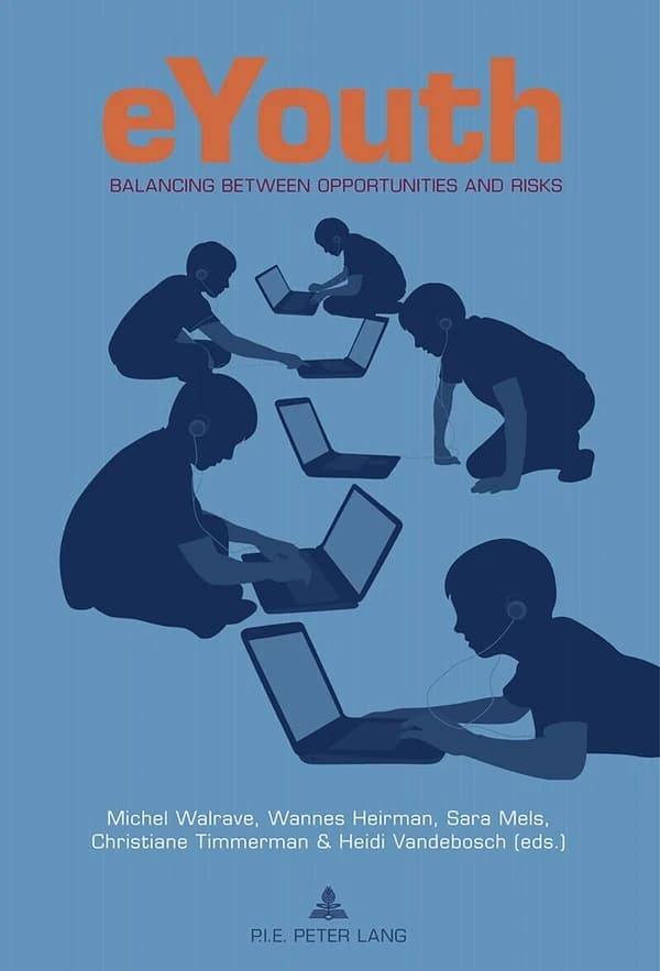 EYouth : Balancing between Opportunities and Risks