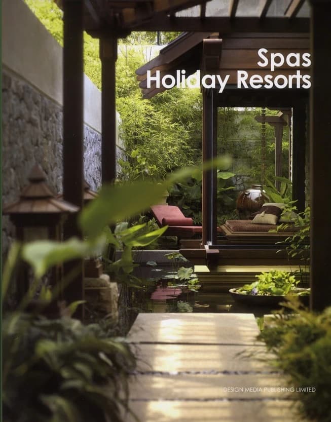 Spas ; holiday resorts