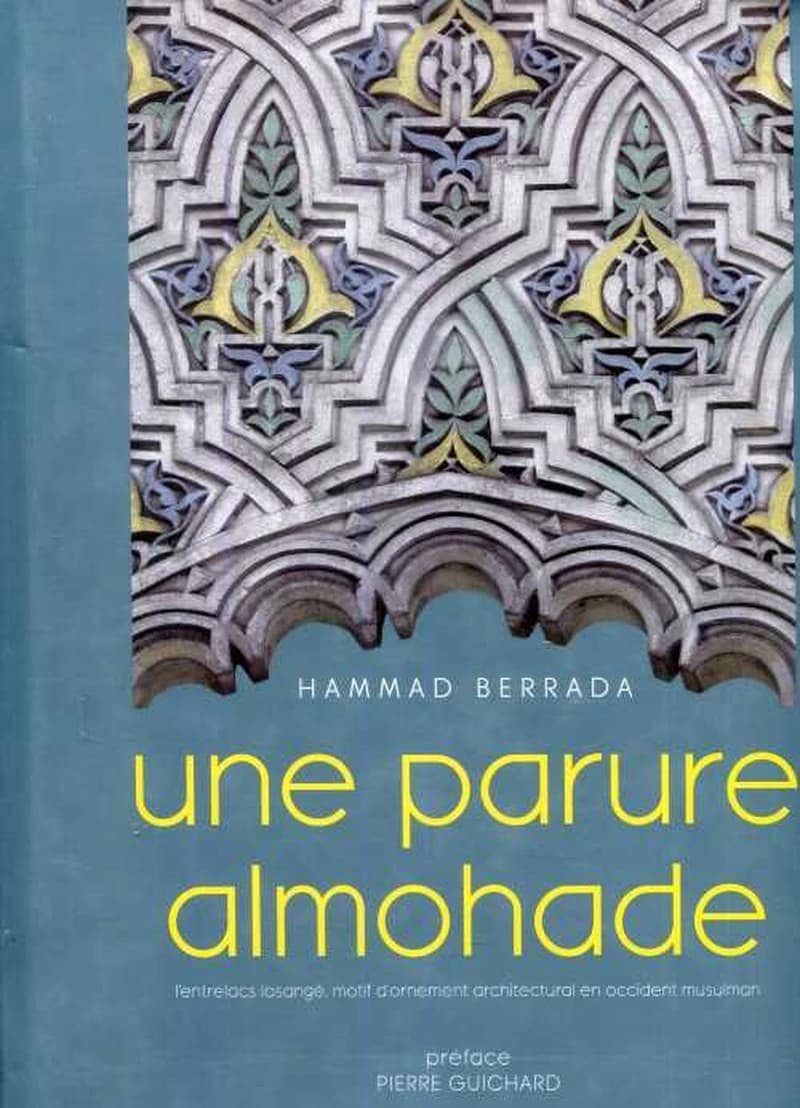 UNE PARURE ALMOHADE