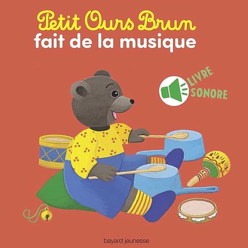 Petit Ours brun fait de la musique