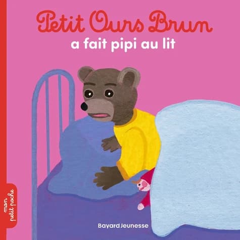 Petit ours brun a fait pipi au lit