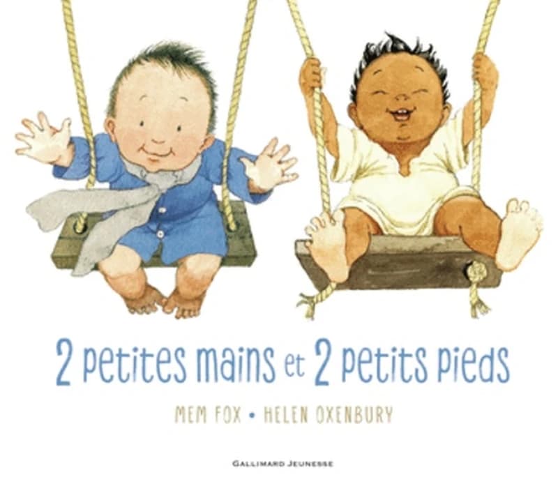 2 petites mains et 2 petits pieds