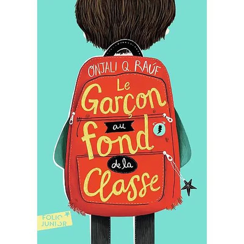 Le garçon au fond de la classe