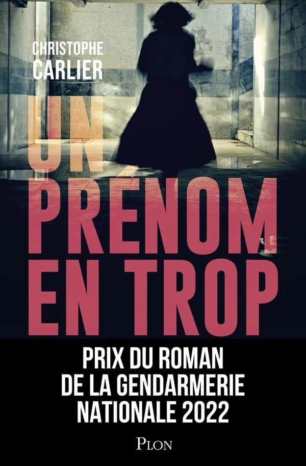 Un prénom en trop : roman