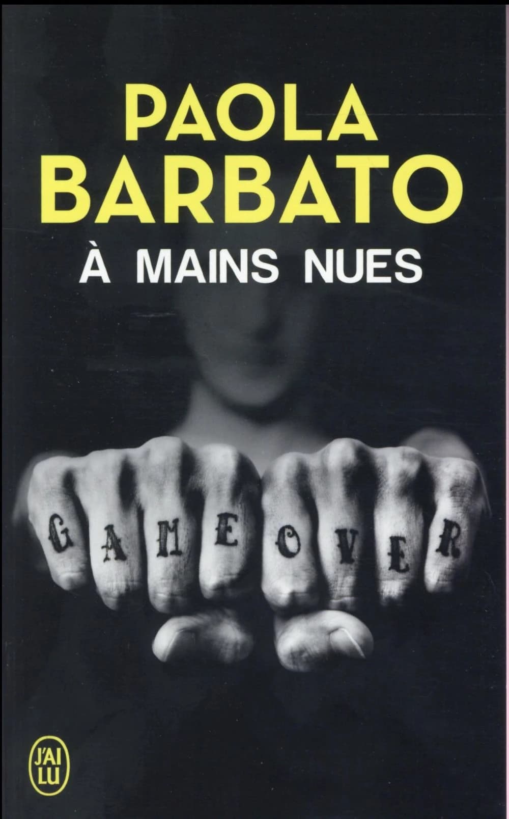 À mains nues