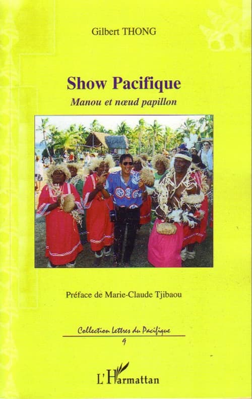 Show Pacifique : Manou et noeud papillon