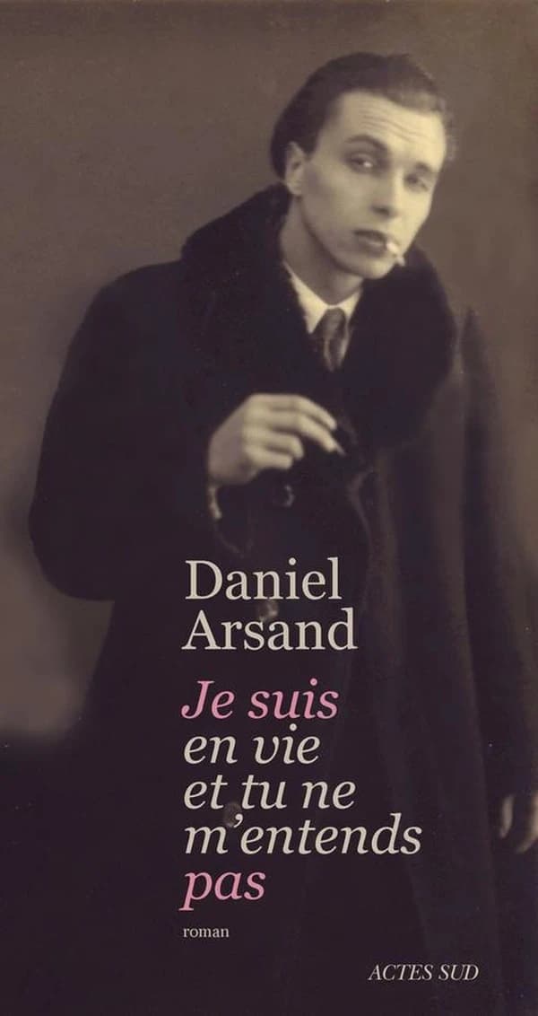 Je suis en vie et tu ne m'entends pas : roman
