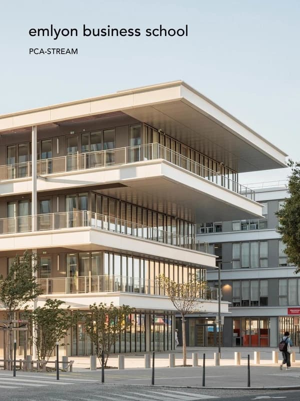 Emlyon Business School