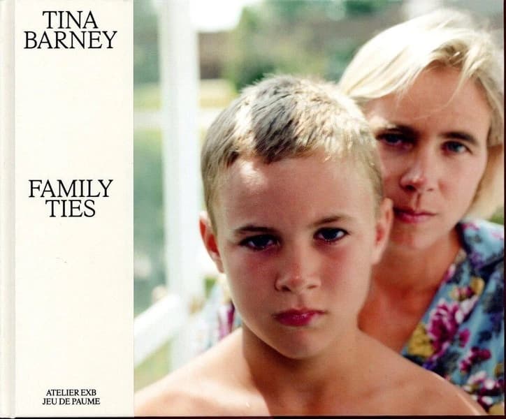 Tina Barney, Family ties : [exposition, Paris, Jeu de paume, 28 septembre 2024-19 janvier 2025, Saint-Sébastien (Espagne), Kutxa Fundazioa, 11 juillet-2 octobre 2025]