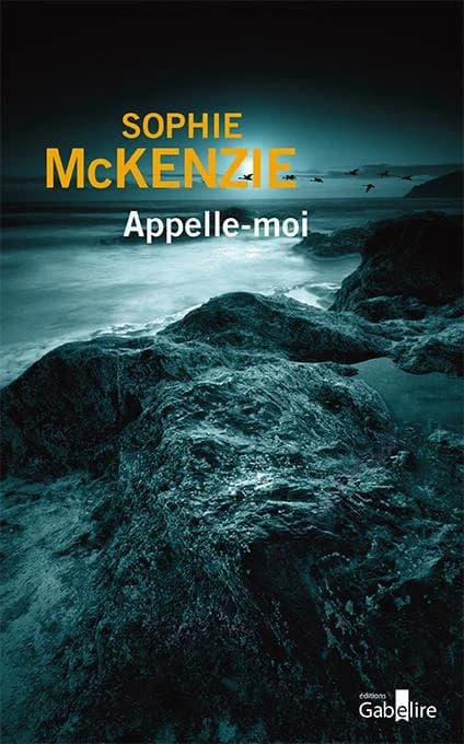 Appelle-moi ([Éd. en gros caractères]) Sophie McKenzie ; traduit de l'anglais par Florence Bertrand