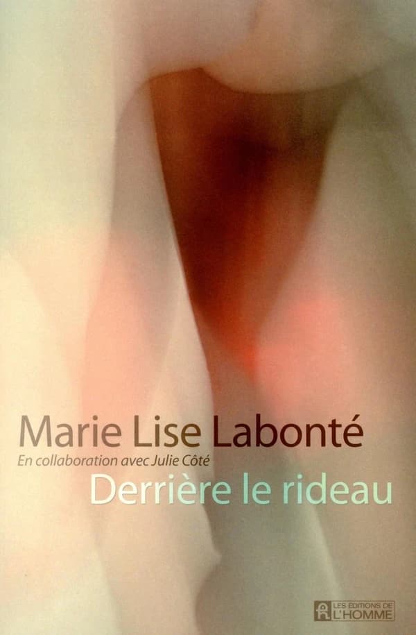 Derrière le rideau