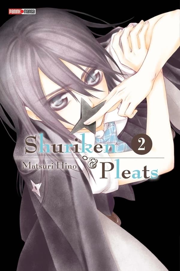 Shuriken & pleats. 2