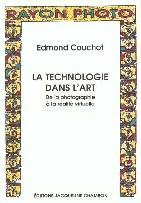 La technologie dans l'art : de la photographie à la réalité virtuelle
