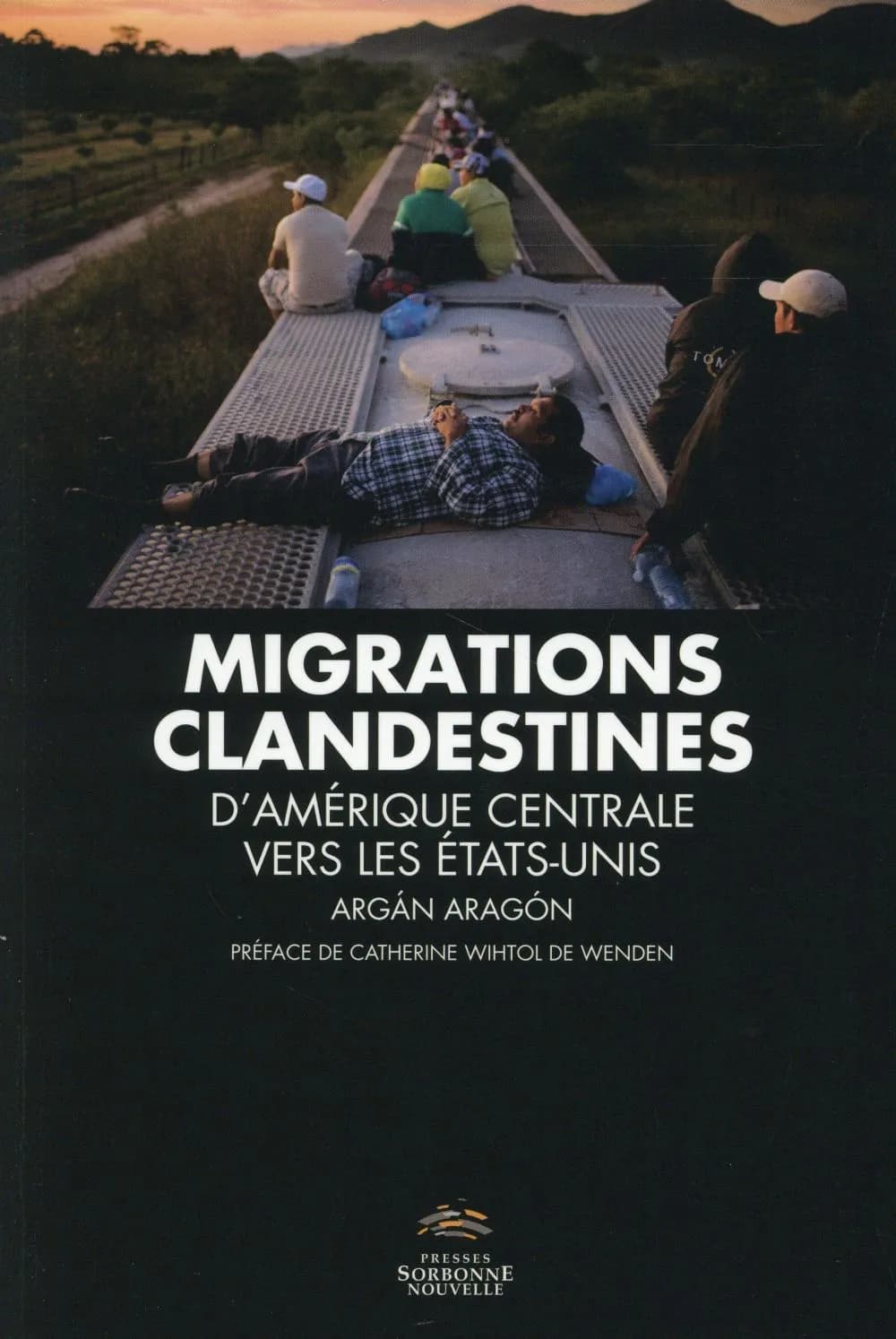 Migrations clandestines d'Amérique centrale vers les Etats-Unis : actions en réseau et mobilité dans l'adversité en une ère de flux et de frontières
