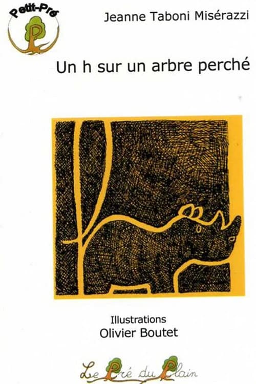 Un h sur un arbre perché