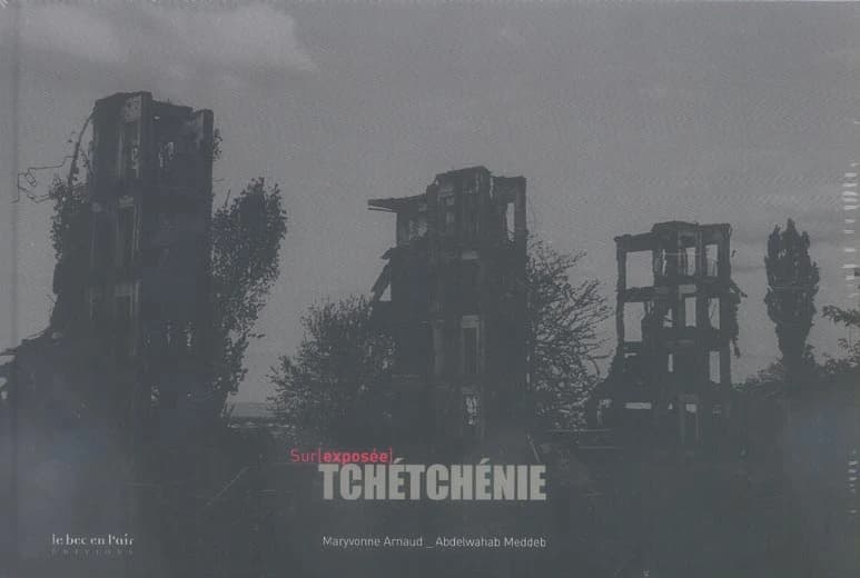 Sur[exposée] Tchétchénie : [une vie dans l'ombre]