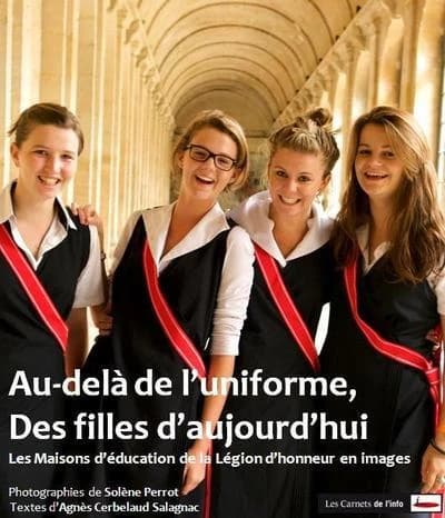 Au-delà de l'uniforme, des filles d'aujourd'hui : les maisons d'éducation de la Légion d'honneur en images