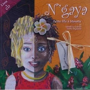 N'gaya petite fille à Mayotte