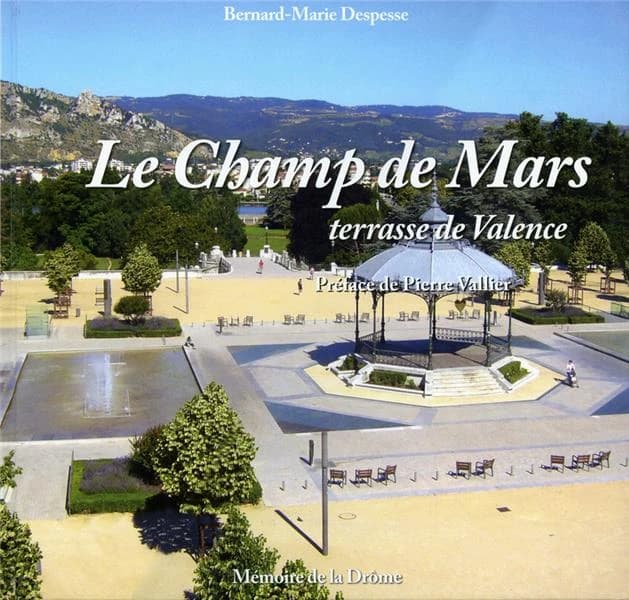 Le Champ de Mars : terrasse de Valence