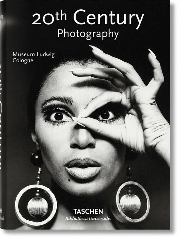 La photographie du 20e siècle ([Taschen's 25th anniversary special ed.]) Museum Ludwig, Cologne ; [textes de Reinhold Misselbeck, Marianne Bieger-Thielemann, Gérard A. Goodrow, et al.] ; [traduit de l'anglais par Catherine Henry]