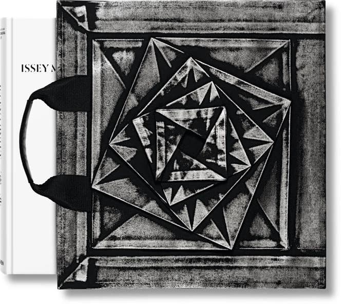 Issey Miyake XL