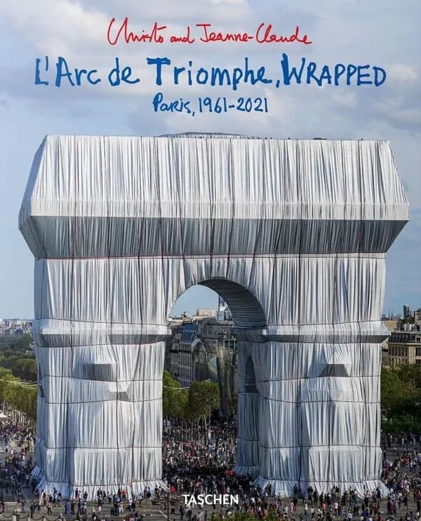 Christo and Jeanne-Claude. L'Arc de Triomphe, Wrapped