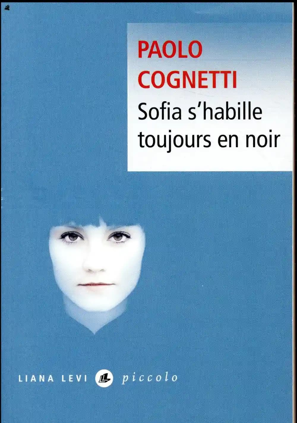 Sofia s habille toujours en noir