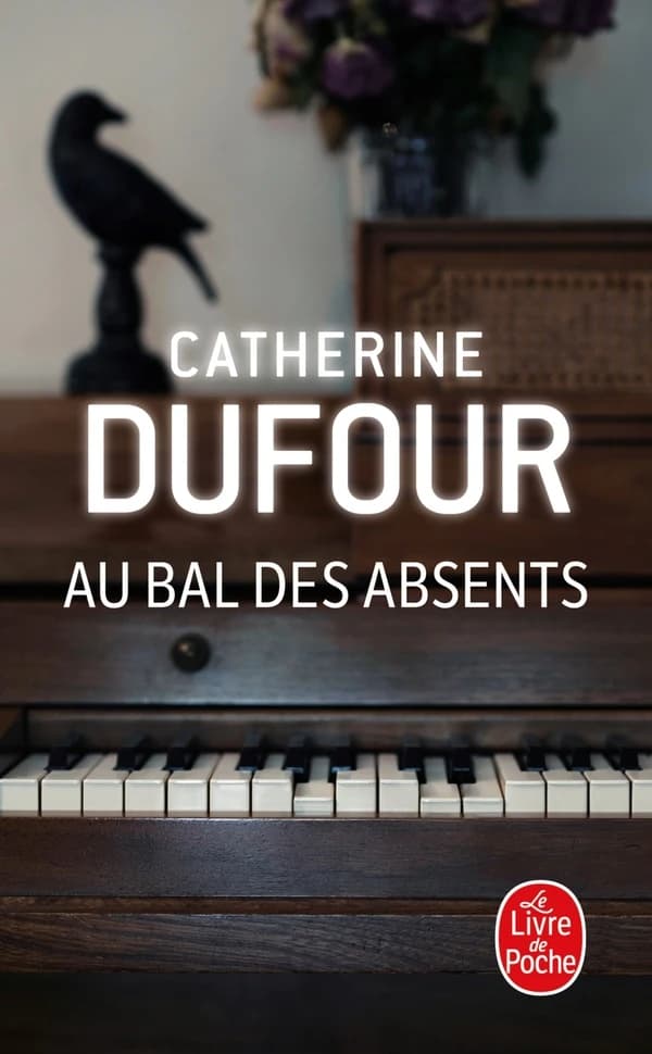 Au bal des absents : roman