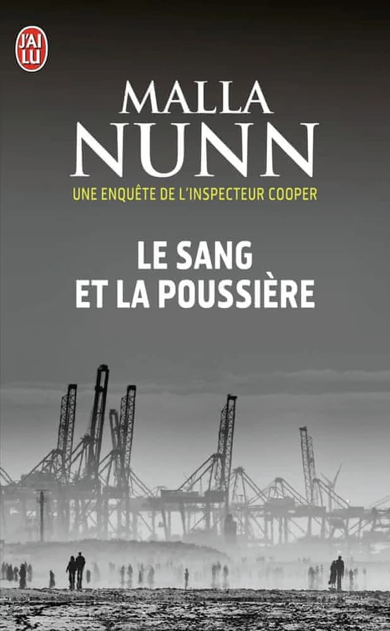 Le sang et la poussière : roman