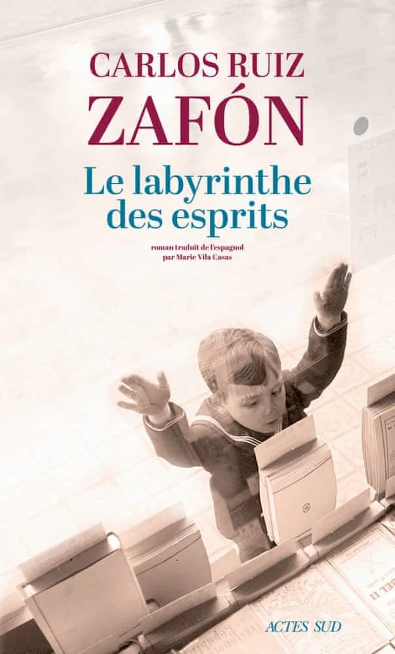 Le labyrinthe des esprits : roman