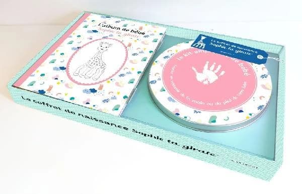 Le coffret de naissance empreinte avec Sophie la girafe