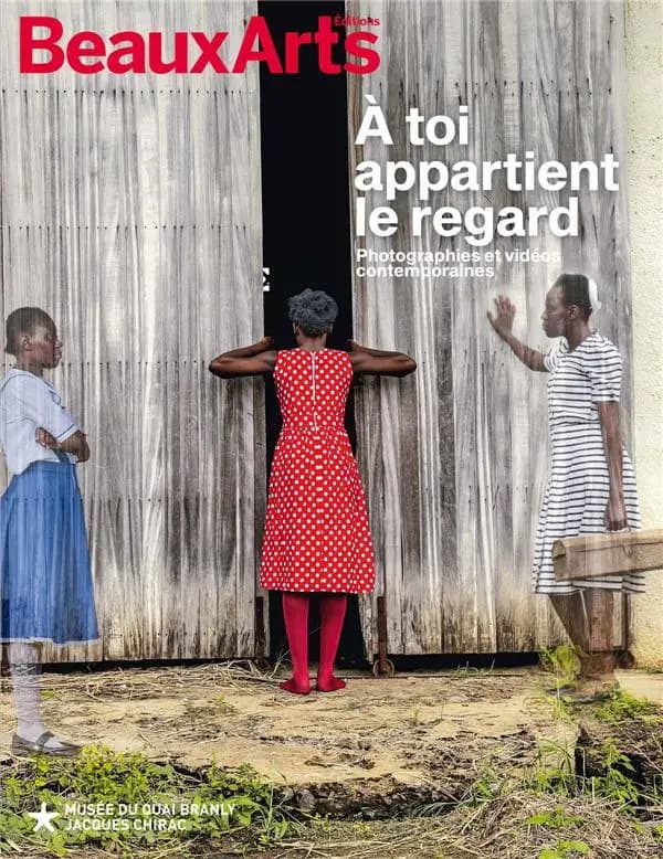 À toi appartient le regard : photographies et vidéos contemporaines